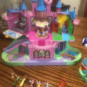Disney land Polly pocket (vintage)